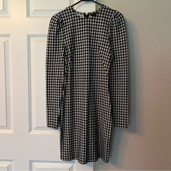 Who What Wear Houndstooth Dress - Picture 2 of 5